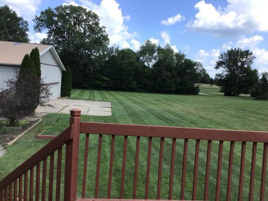House On Grass Runway With Fly-In/Fly-Out Access Villa Tecumseh Luaran gambar