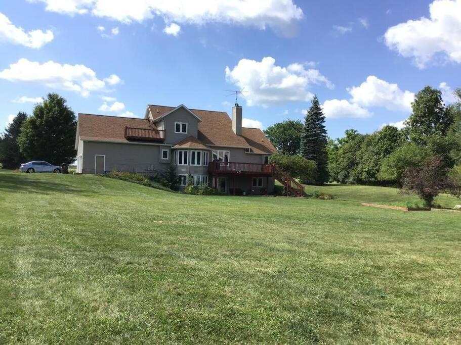 House On Grass Runway With Fly-In/Fly-Out Access Villa Tecumseh Luaran gambar